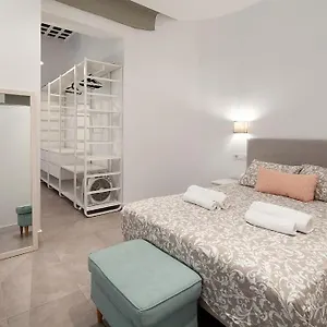 Loft Next To Calle Betis, Area Of Seville-sevillarooms Sevilla