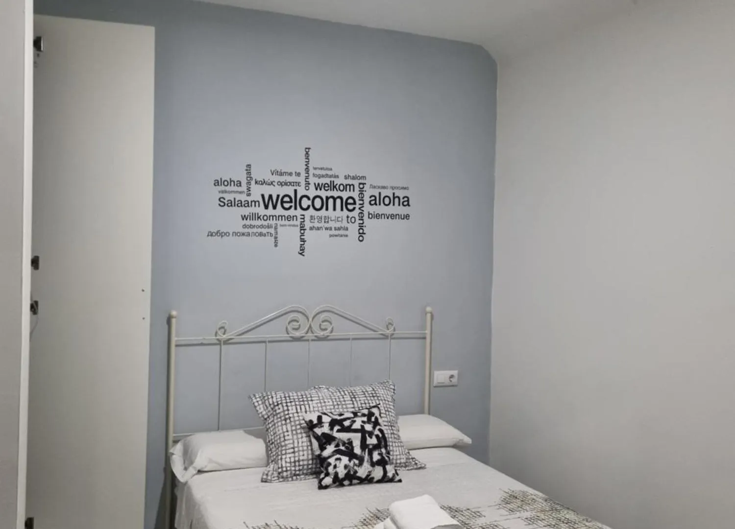 Deluxe Family Triana Apartment Seville 0*,