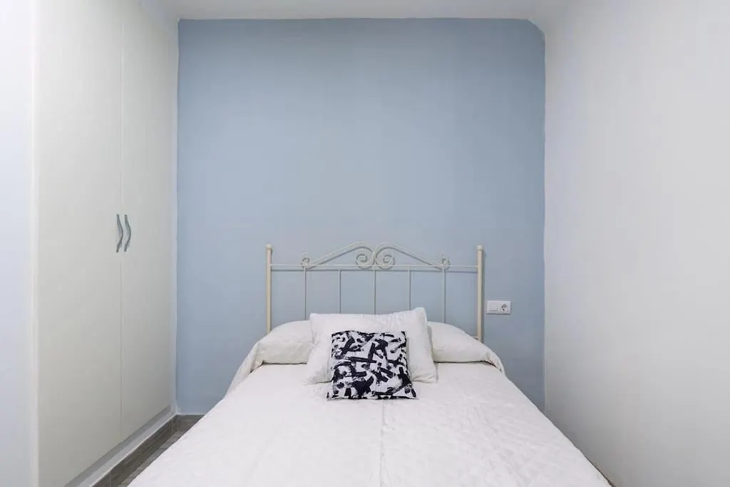 Deluxe Family Triana Apartment Seville